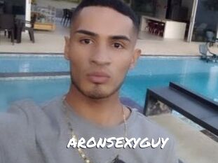 ARONSEXYGUY