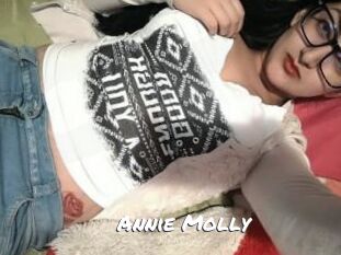 Annie_Molly