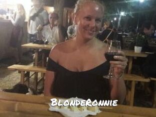 BlondeRonnie