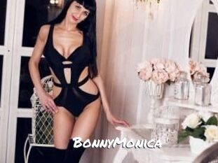 Bonny_Monica
