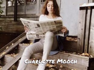 Charlotte_Mooch