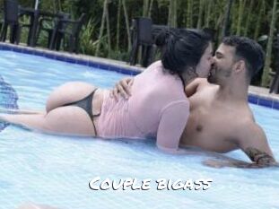Couple_bigass