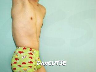 Dan_CUTIE