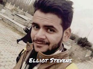 Elliot_Stevens