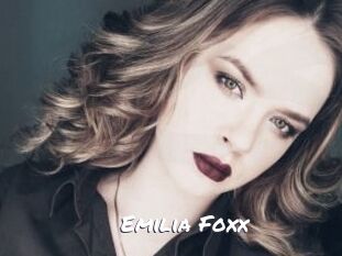 Emilia_Foxx