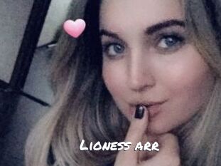 Lioness_arr