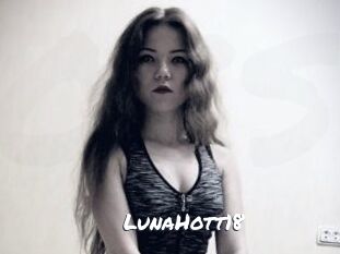 LunaHott18
