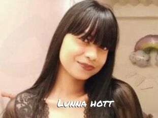 Lunna_hott