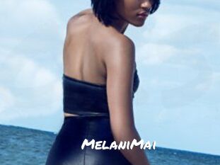 MelaniMai