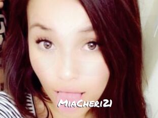 MiaCheri21