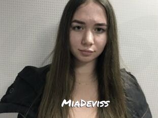 MiaDeviss