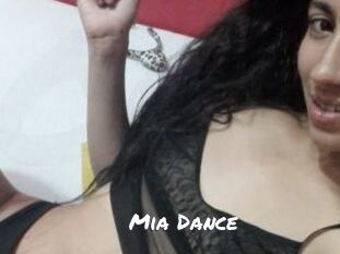 Mia_Dance