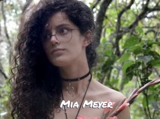 Mia_Meyer