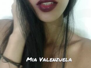 Mia_Valenzuela