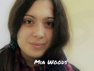Mia_Woods