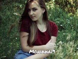 Monikka19