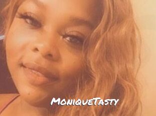 MoniqueTasty