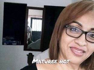 Maturee_hot