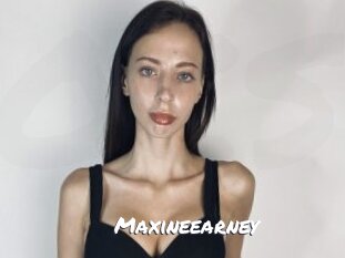 Maxineearney