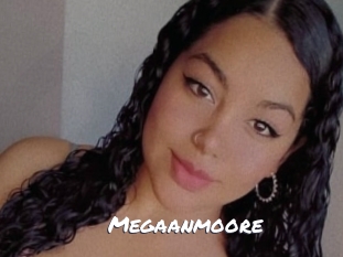 Megaanmoore