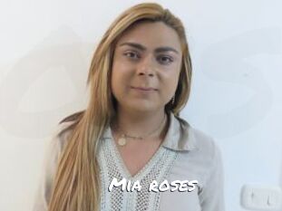 Mia_roses