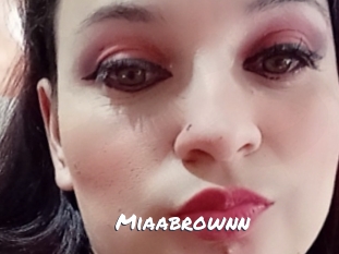 Miaabrownn