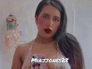 Miajjones28