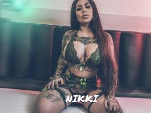 NIKKI_SUCK