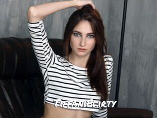 TiffaniFlirty
