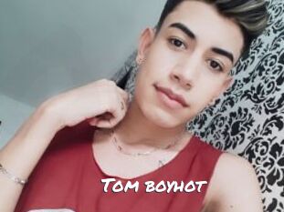 Tom_boyhot