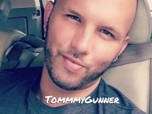 TommmyGunner