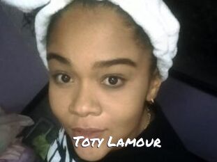 Toty_Lamour