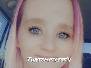 Tinytemptress91
